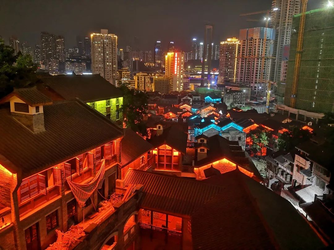 山城古街 盛裝歸來 | 9月30日，一起打卡重慶十八梯！