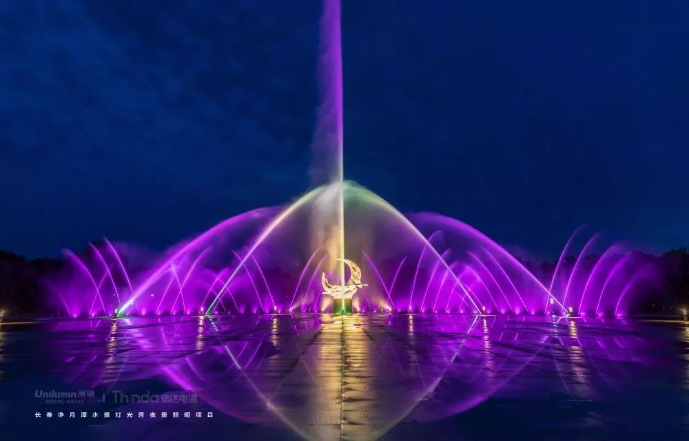 藝術燈光秀，打造“不夜城”，催生消費增長-1
